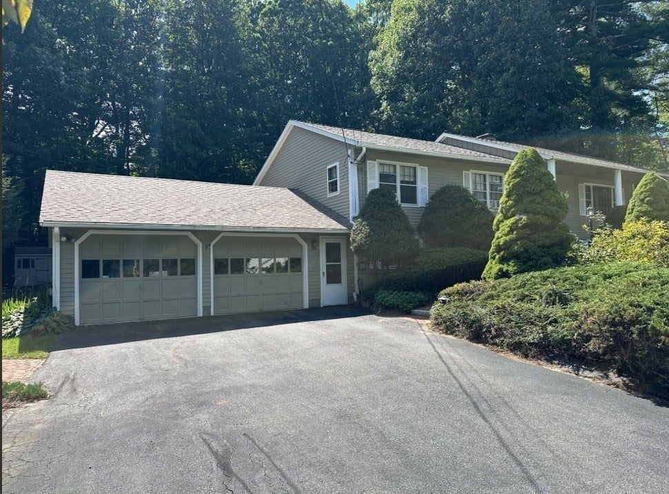 38 Fort Sumter Dr, Holden, MA, 38 Fort Sumter Dr, Holden, MA Photo #2