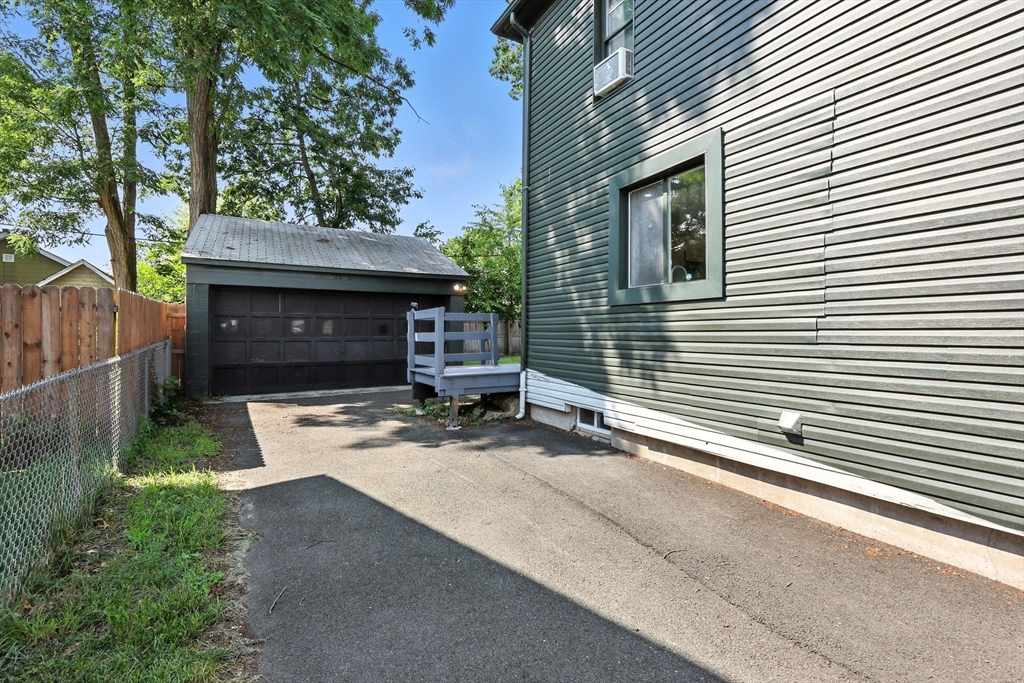 28 Van Buren Ave