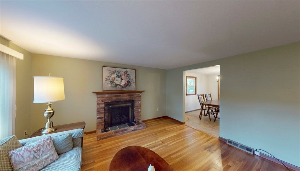 60 Old Farm Road, Mansfield, MA Photo #5