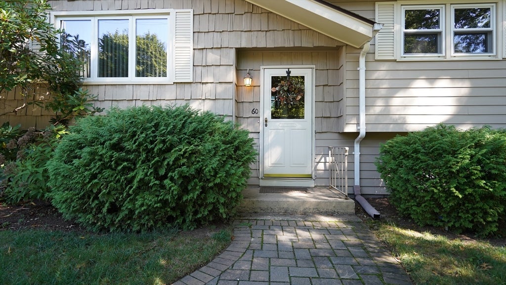 60 Old Farm Road, Mansfield, MA Photo #2