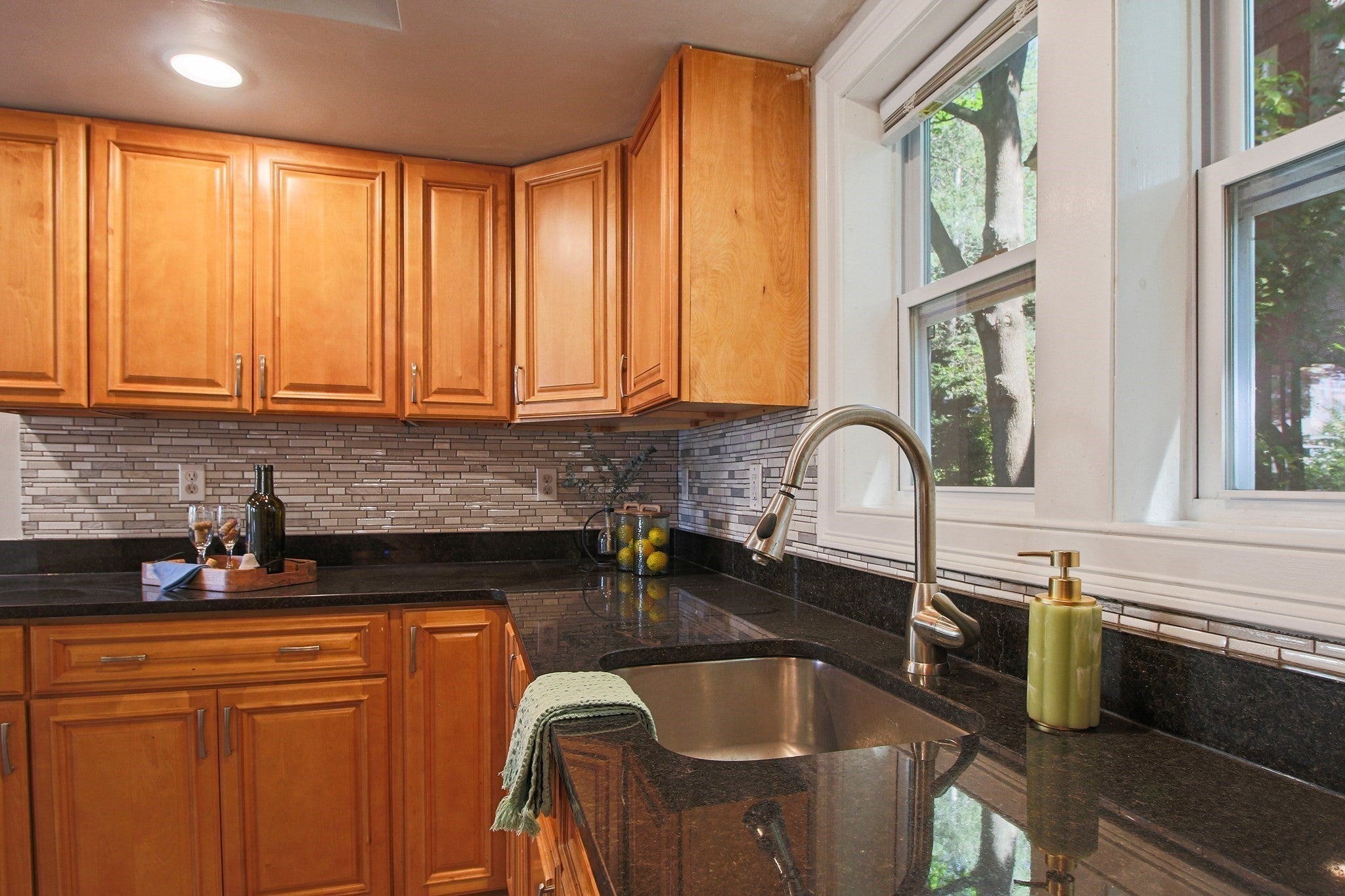 4 Longfellow Road, Worcester, MA, 4 Longfellow Road, Worcester, MA Photo #17