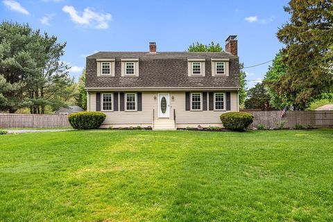 528 Brown Ave Seekonk MA 02771