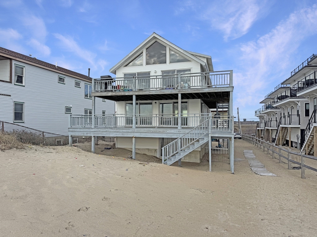 498 North End Blvd