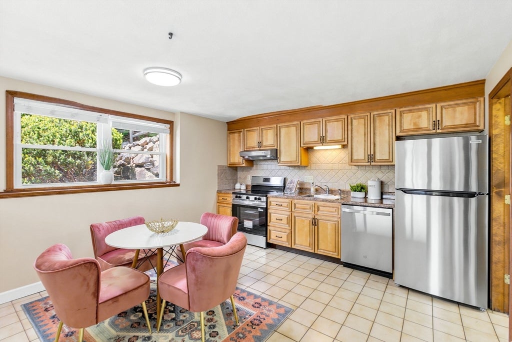 41 Mountain St #41, Woburn, MA, 41 Mountain St #41, Woburn, MA Photo #7