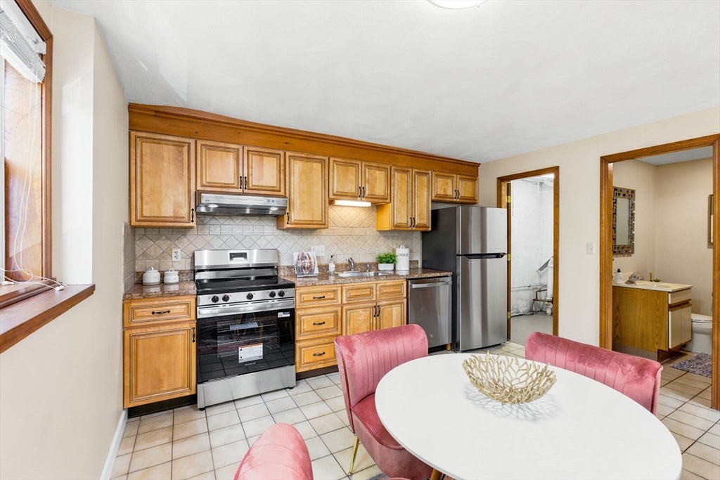 41 Mountain St #41, Woburn, MA, 41 Mountain St #41, Woburn, MA Photo #8