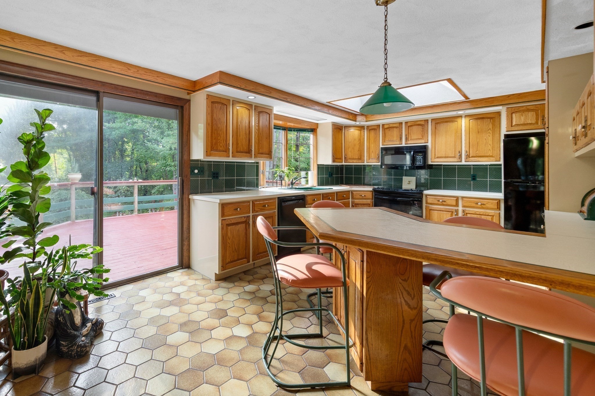 42 Freeport Dr, Burlington, MA, 42 Freeport Dr, Burlington, MA Photo #7