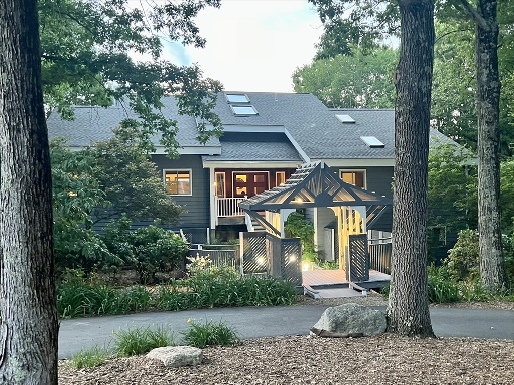 261 Old Littleton Road