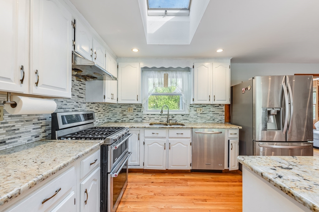 111 E Vanston Rd
