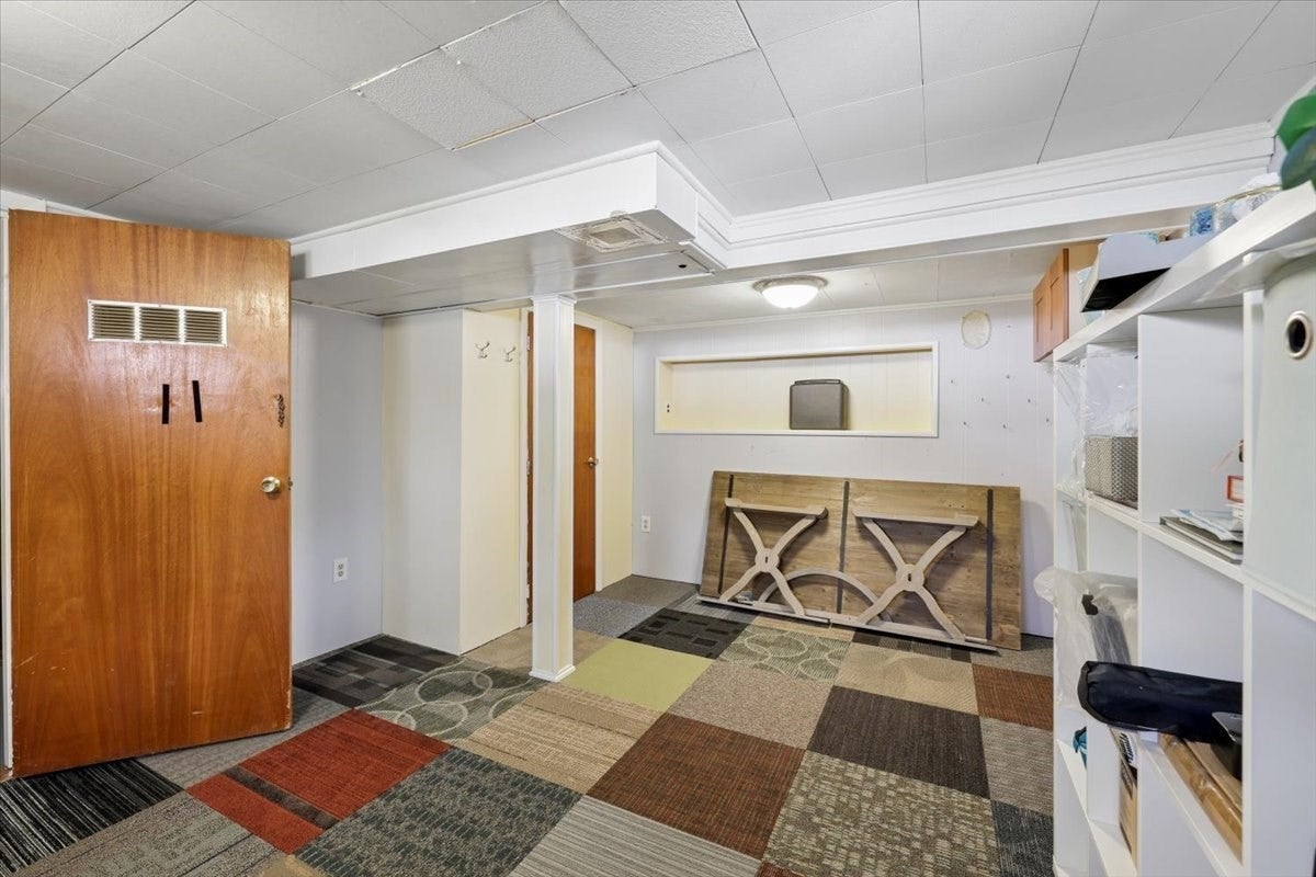 751 Varnum Avenue, Lowell, MA Photo #29