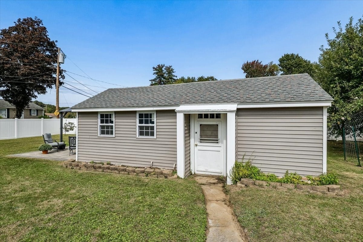 751 Varnum Avenue, Lowell, MA Photo #36