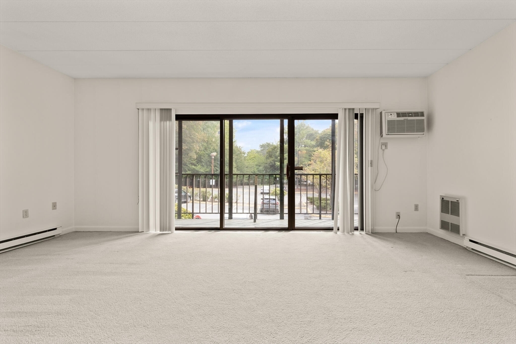 235 Winthrop St 1111