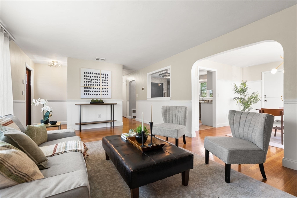 56 Beach St