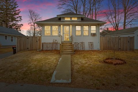 11 Shields Ave Brockton MA 02301