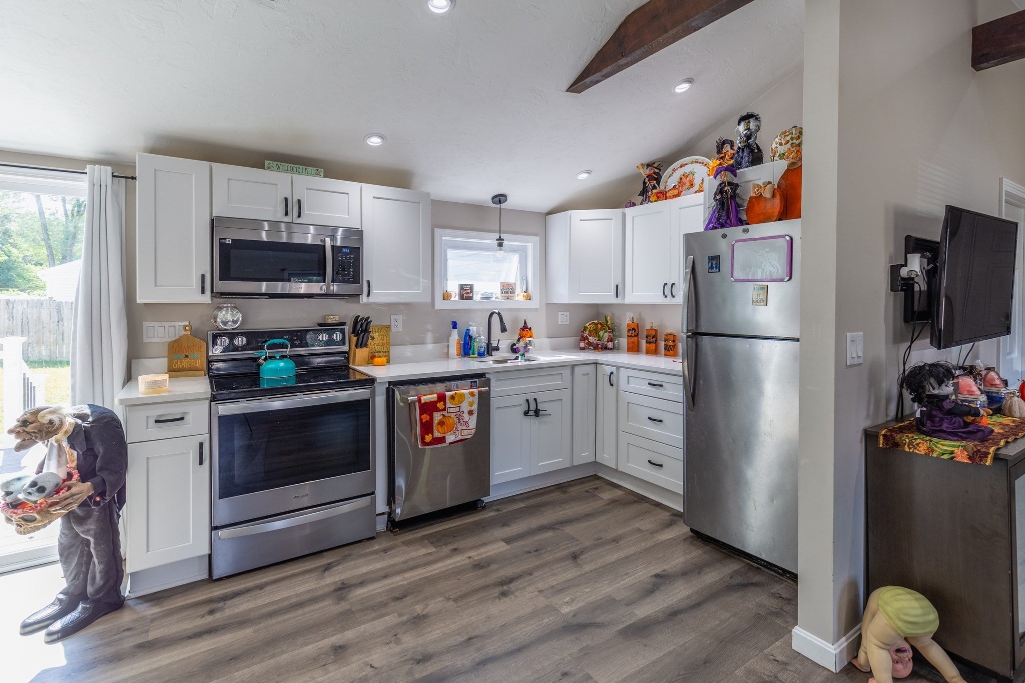 11 Madlyn St, Plymouth, MA, 11 Madlyn St, Plymouth, MA Photo #7