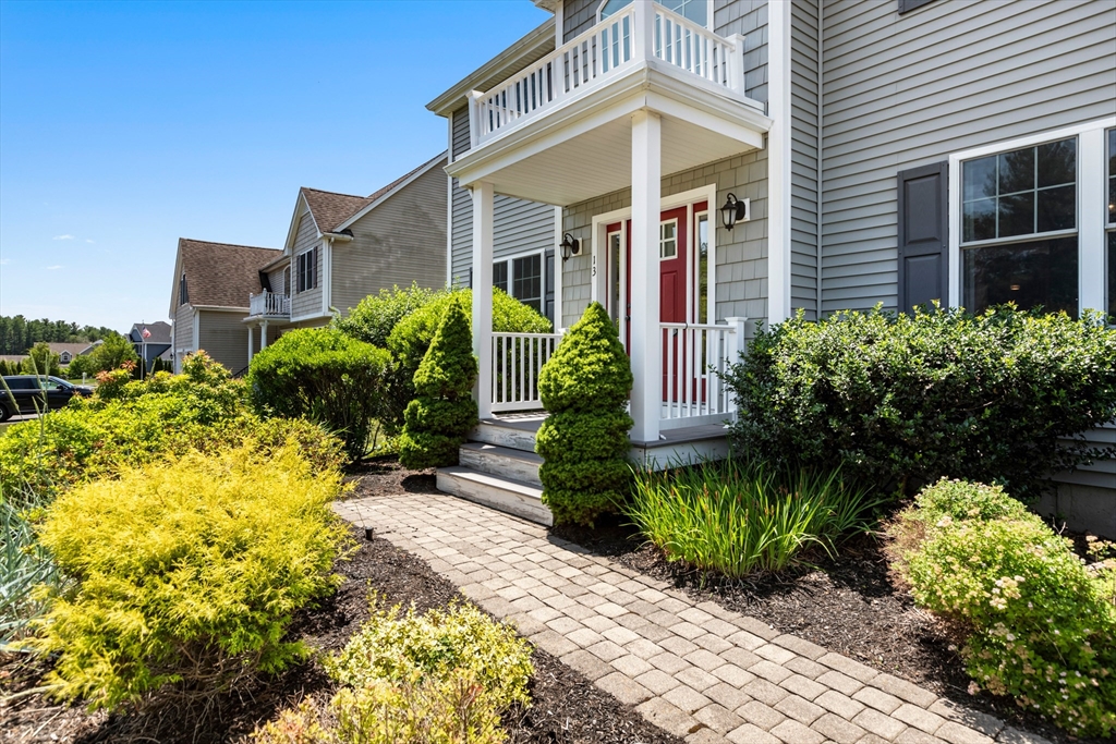 13 Saw Mill Ln