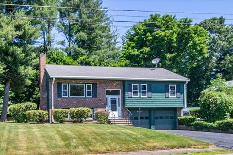 Single Family Residence in Walpole MA 6 Towle Road.jpg