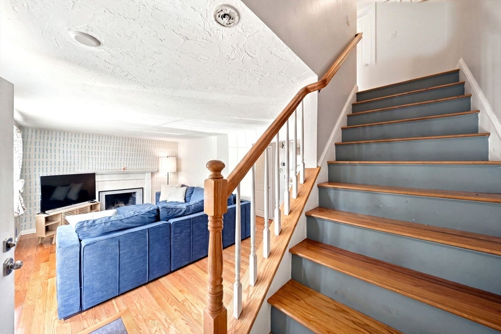 13 Meyer Ter #13, Canton, MA Photo #15