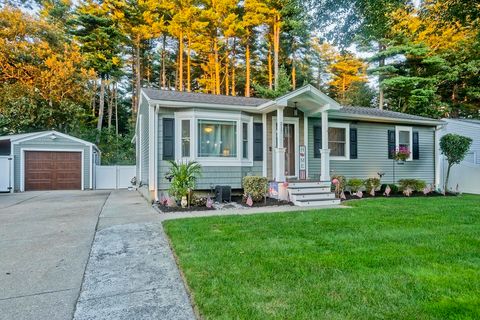 217 Hanson Dr Springfield MA 01128
