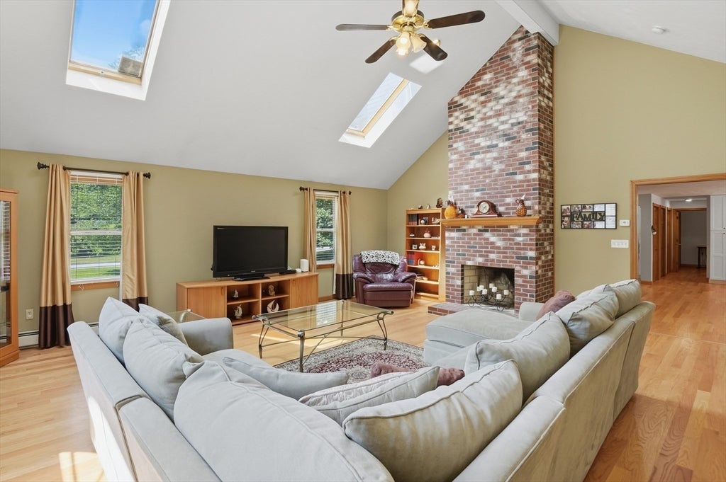 19 Jencks Road, Milford, MA, 19 Jencks Road, Milford, MA Photo #9