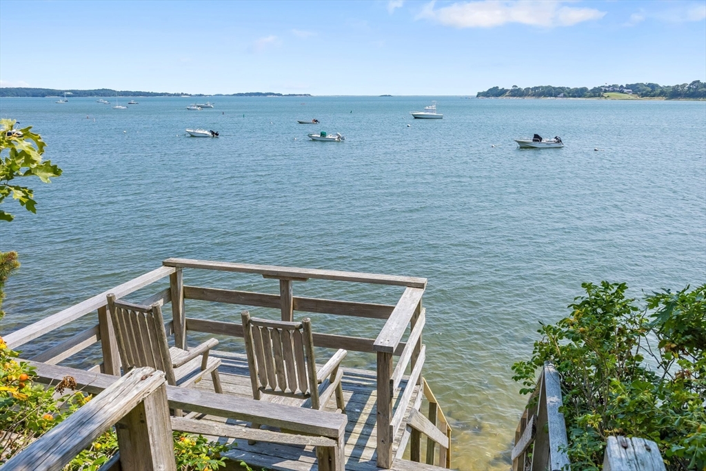 2079 Head Of The Bay Road