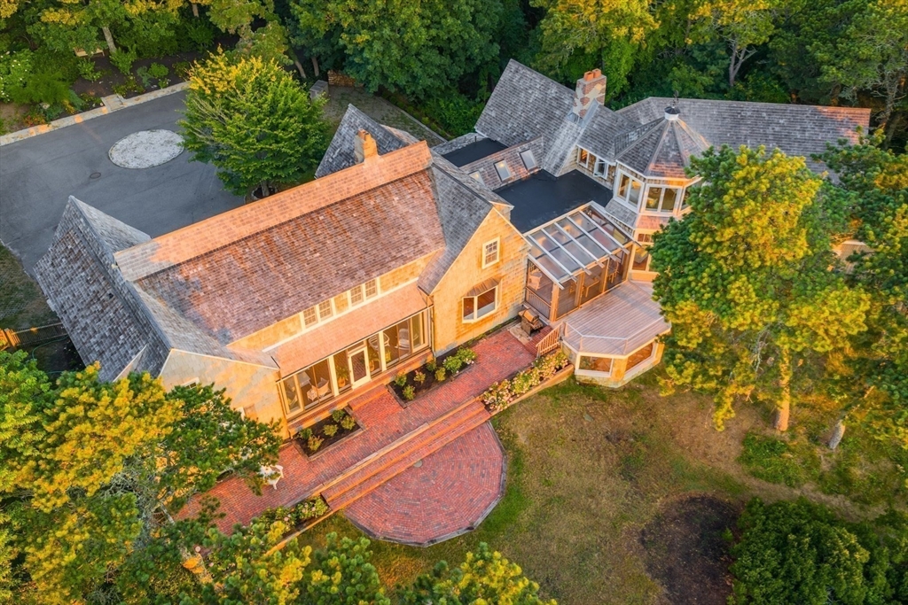 Harwich, Massachusetts 02645, United States, 8 Bedrooms Bedrooms, ,4 BathroomsBathrooms,Residential,Active,177854