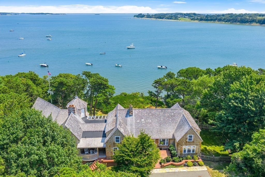 2079 Head Of The Bay Road