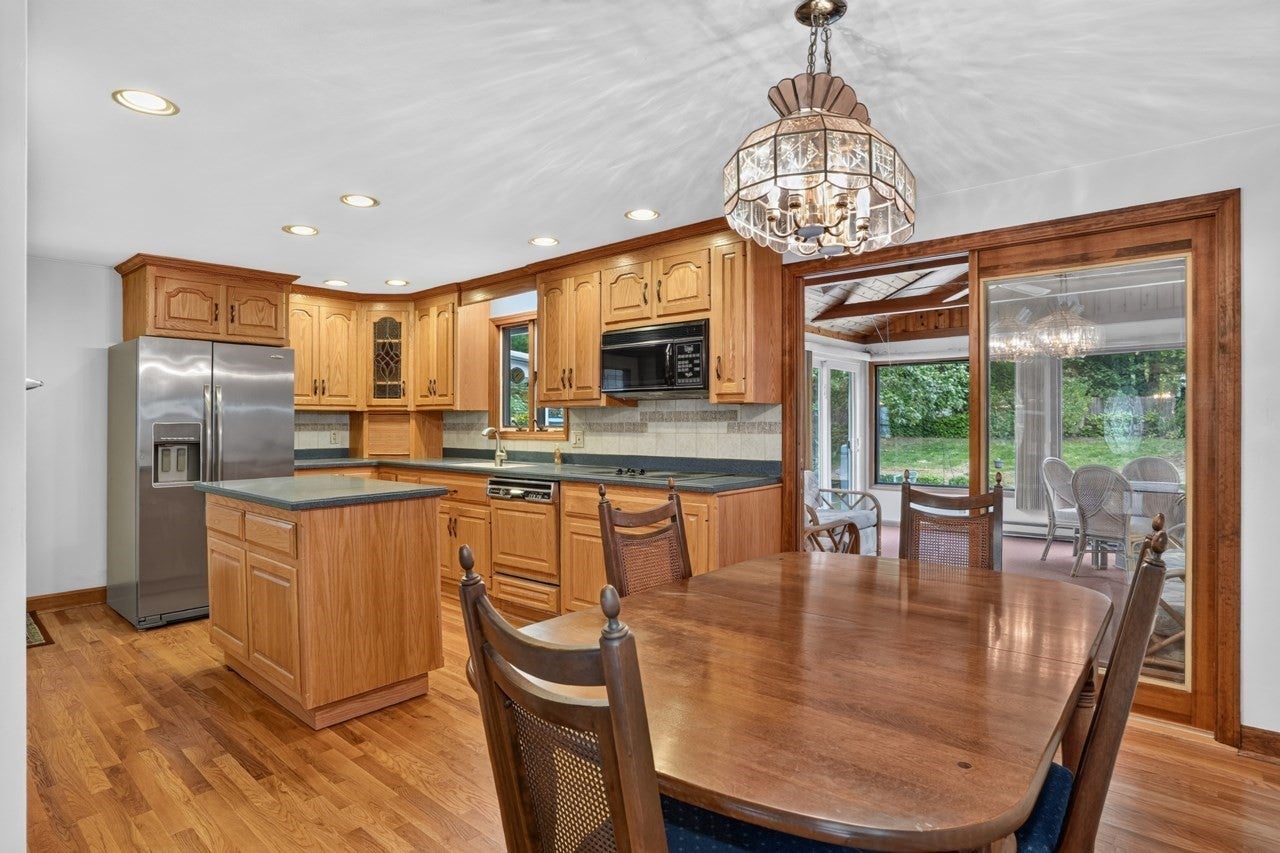 10 Squire Ln, Bellingham, MA, 10 Squire Ln, Bellingham, MA Photo #7