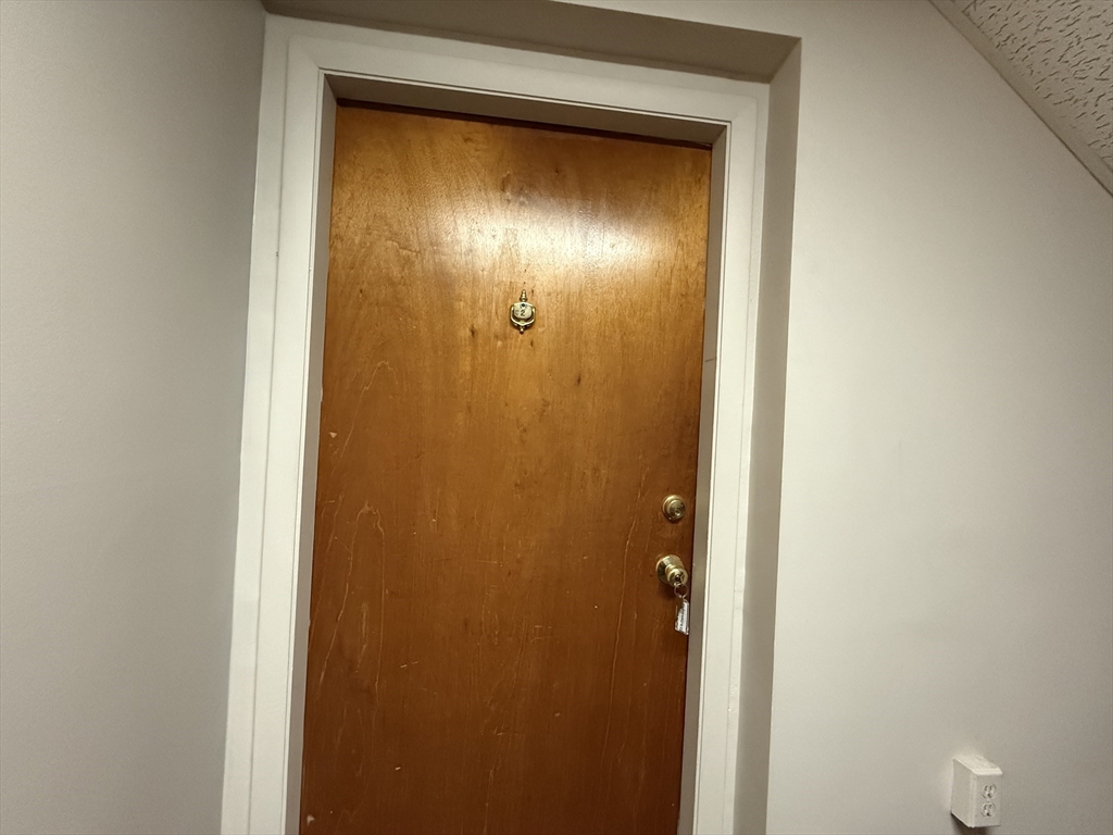 12 Williamsburg Ct 2