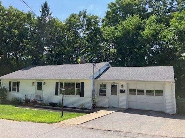 82 Walnut St, North Brookfield, MA, 82 Walnut St, North Brookfield, MA Photo #2