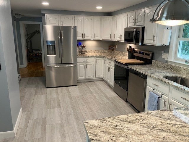 82 Walnut St, North Brookfield, MA, 82 Walnut St, North Brookfield, MA Photo #5