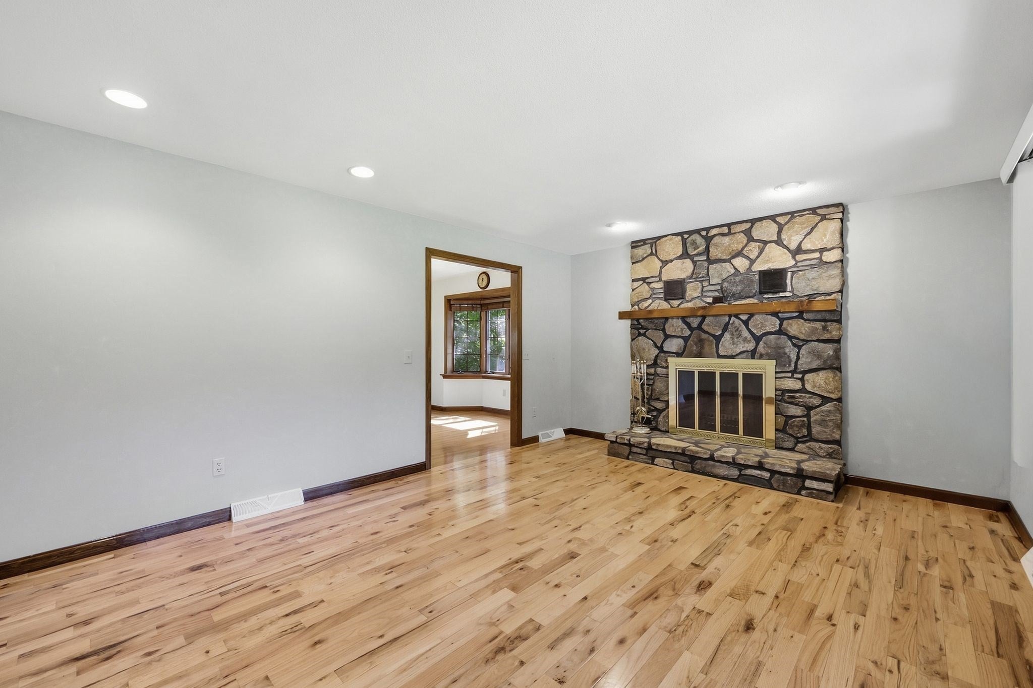 227 Telegraph Ave, Chicopee, MA, 227 Telegraph Ave, Chicopee, MA Photo #5