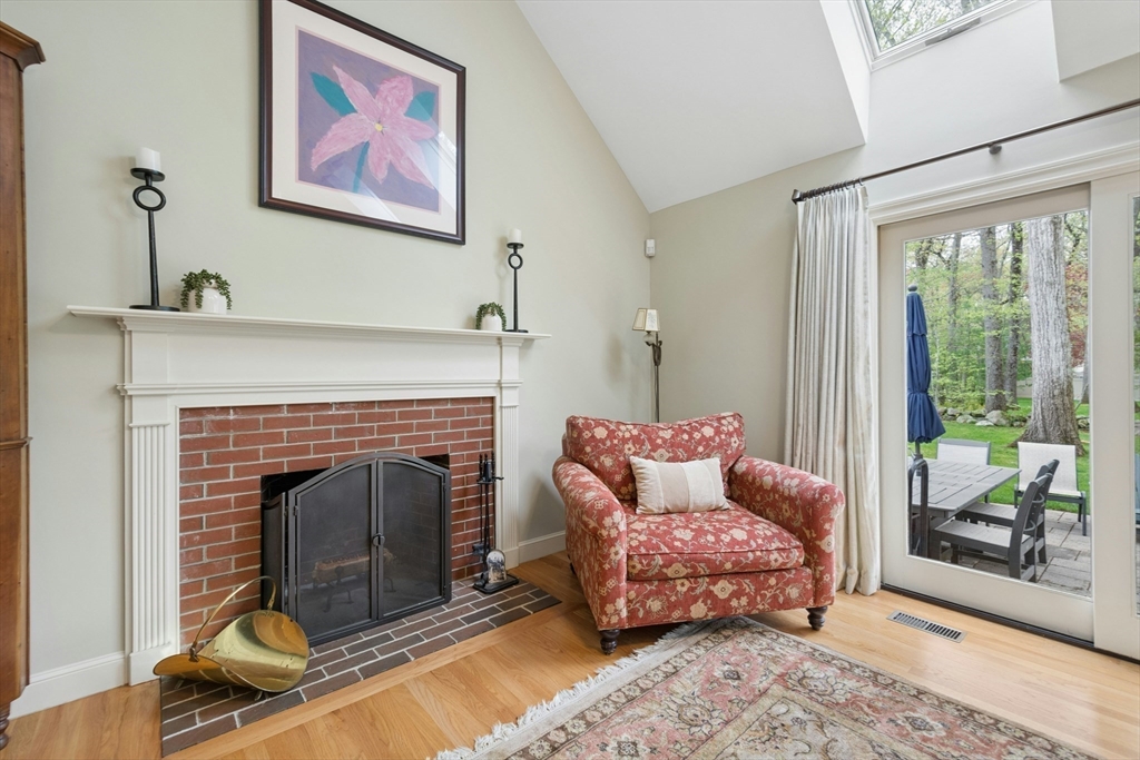 1 Munroe Road, Lexington, MA Photo #18