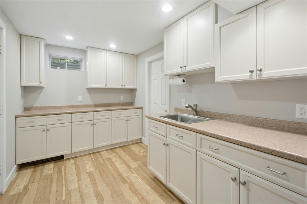 1 Munroe Road, Lexington, MA Photo #33