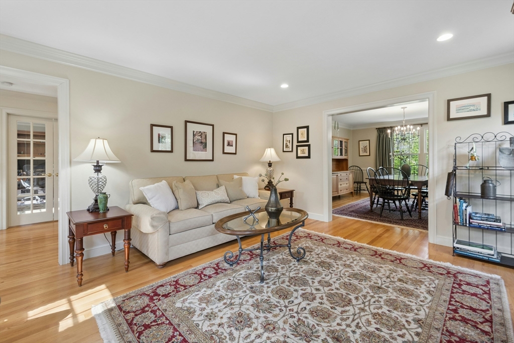 1 Munroe Road, Lexington, MA Photo #5