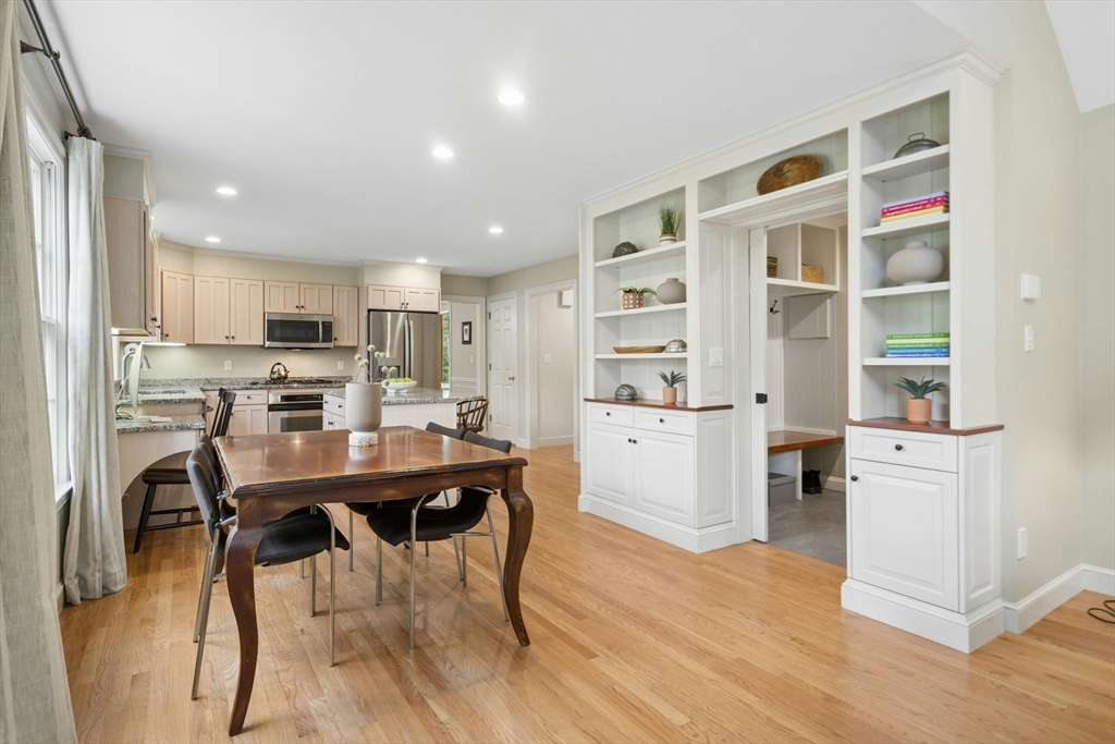 1 Munroe Road, Lexington, MA Photo #15