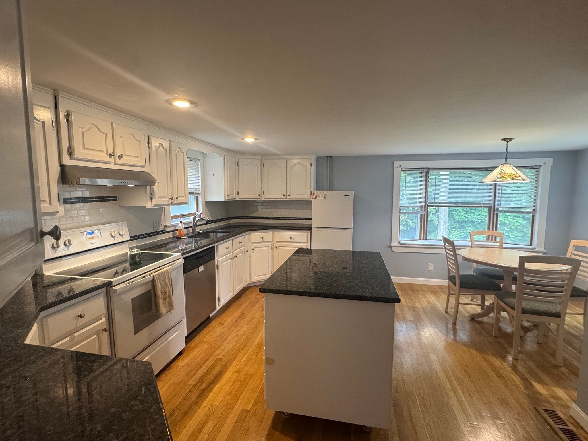 28 Bedford Road, Woburn, MA, 28 Bedford Road, Woburn, MA Photo #5