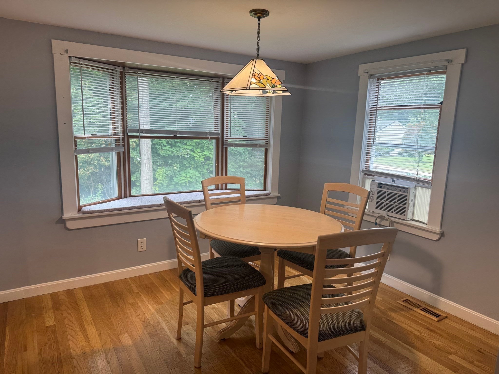 28 Bedford Road, Woburn, MA, 28 Bedford Road, Woburn, MA Photo #6