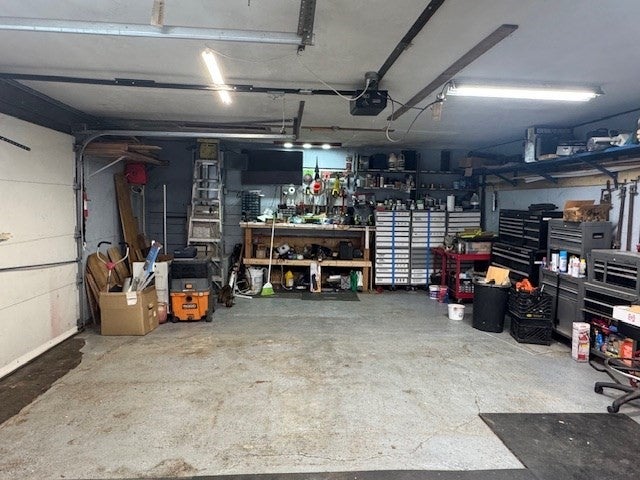 28 Bedford Road, Woburn, MA, 28 Bedford Road, Woburn, MA Photo #37