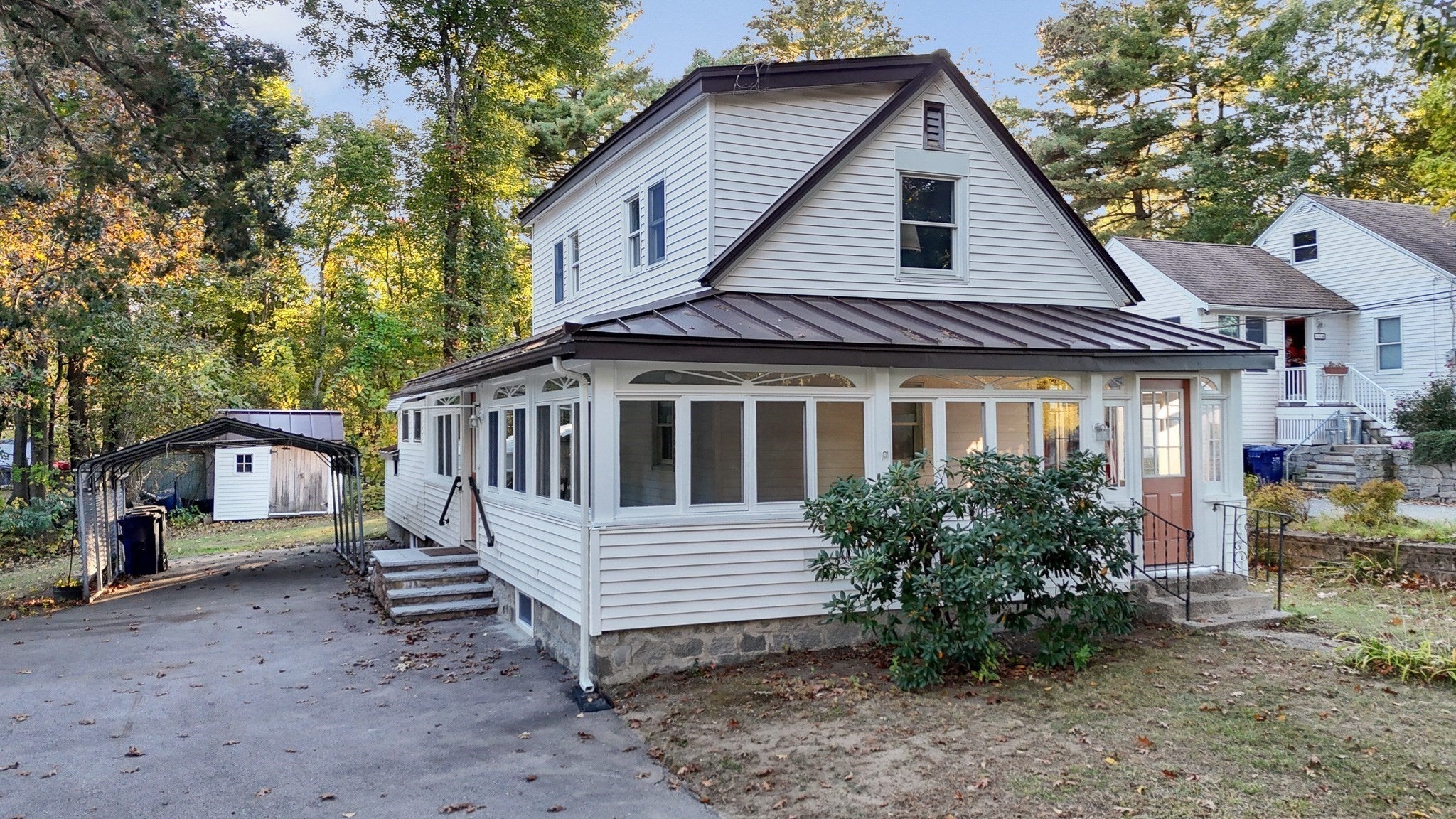 86 Donohue Rd