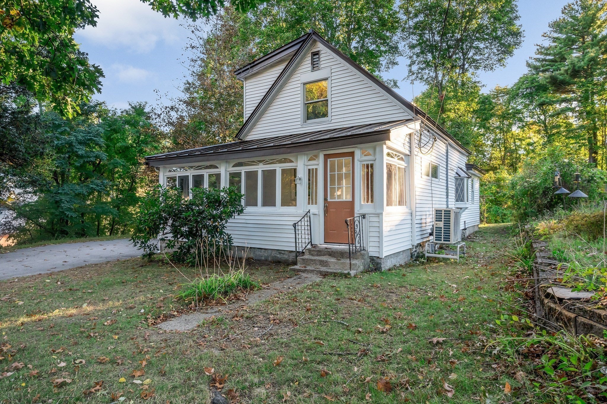 86 Donohue Rd