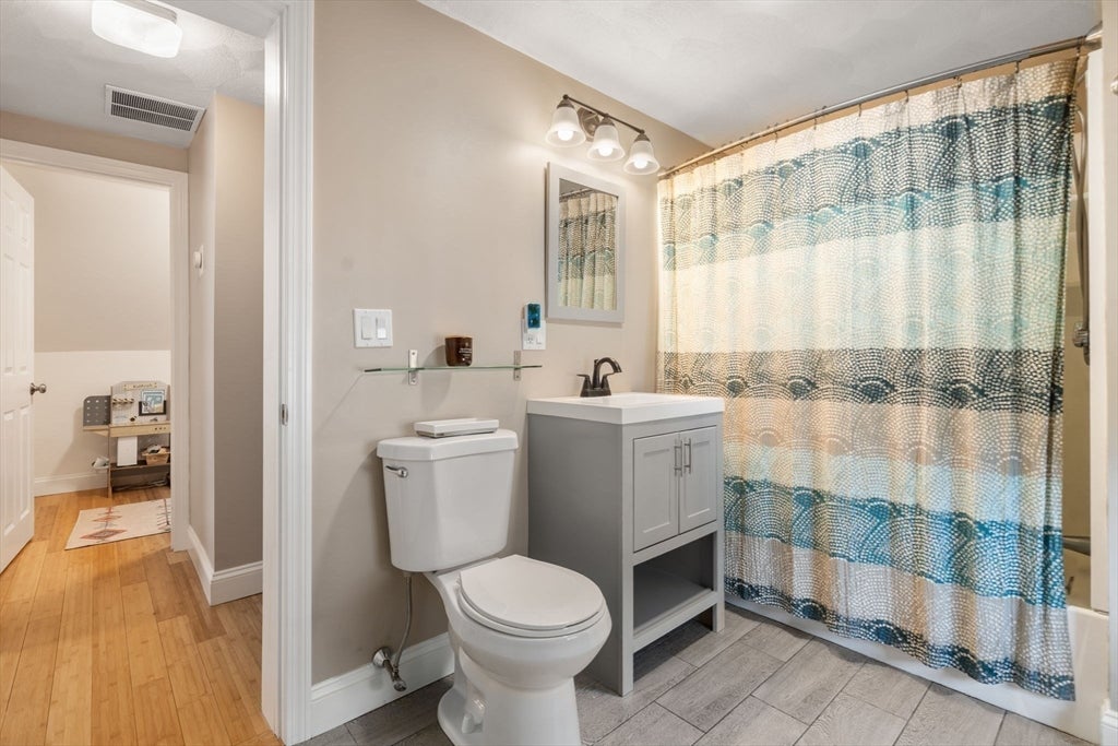 46 Macarthur Rd, Stoneham, MA, 46 Macarthur Rd, Stoneham, MA Photo #33