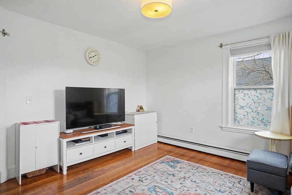 188 Waverley St 2