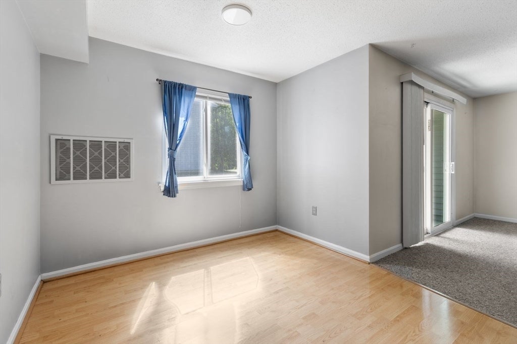 12 Beals Cove Rd #B, Hingham, MA, 12 Beals Cove Rd #B, Hingham, MA Photo #13