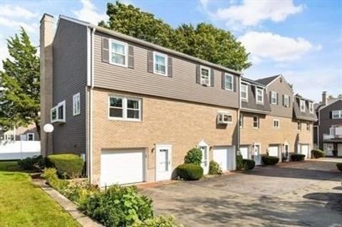 13 Circuit Lane 13 Watertown MA 02472