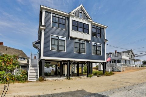 4 18th St Newbury MA 01951