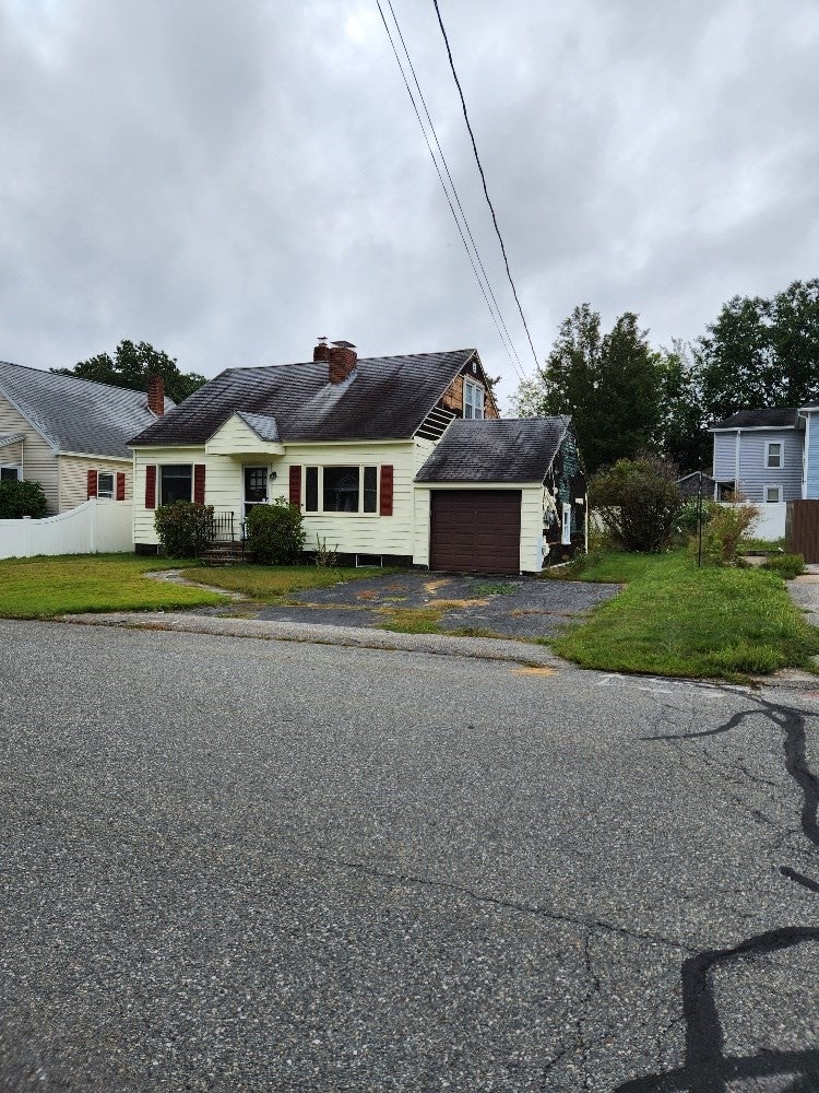 81 King St