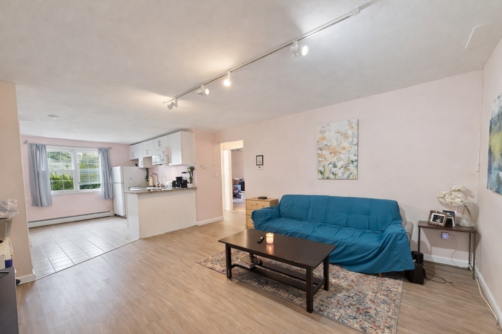 180 Tyngsboro Rd 17A