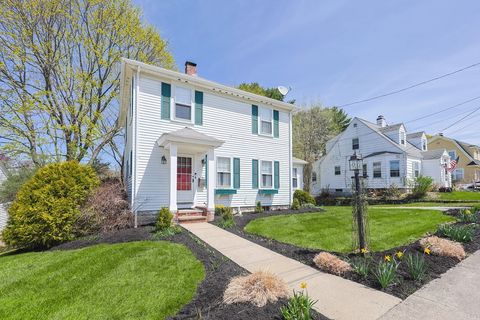26 Marywood St Uxbridge MA 01569