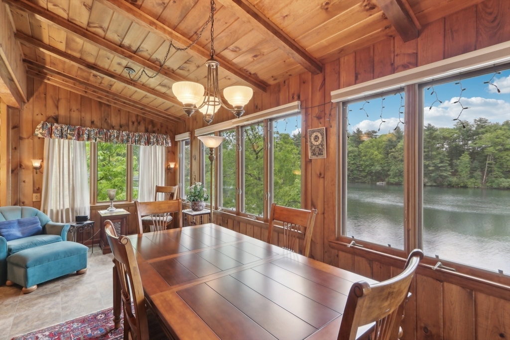 56 Pine Point Rd