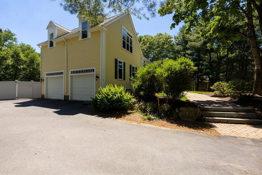 35 Vineyard Place